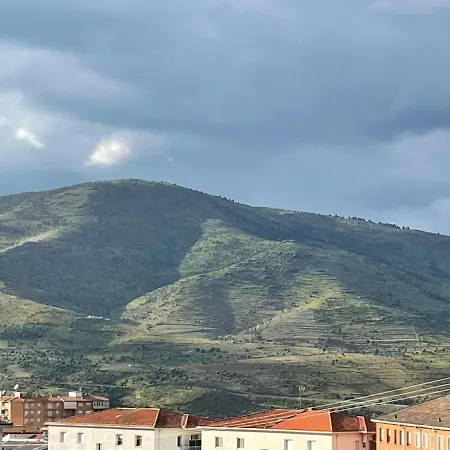 El Mirador Del Castañar * El Tiemblo
